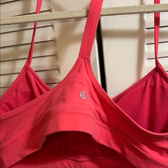 Lululemon Y Flow Bra in Lip Gloss - Picture 3 of 3
